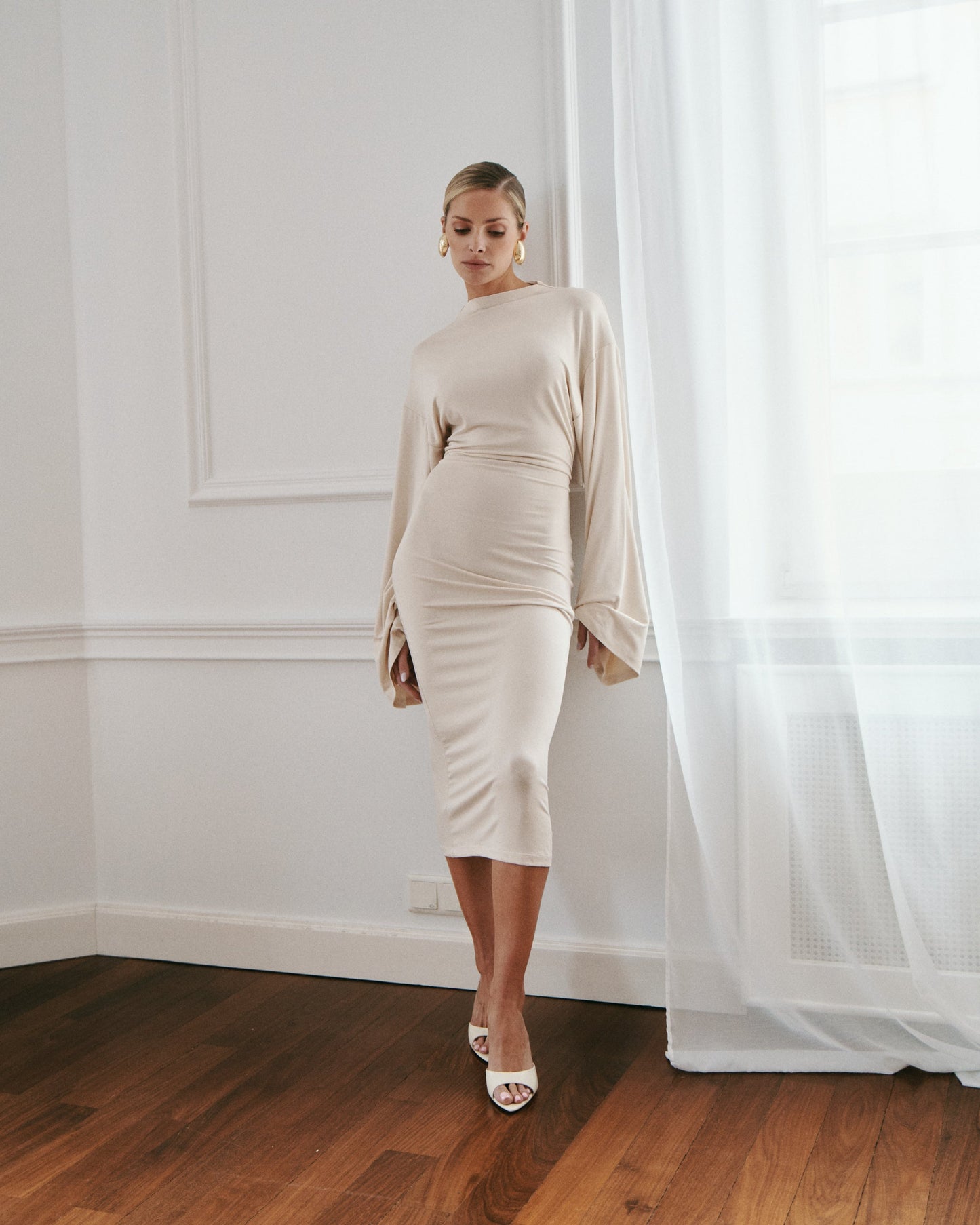 AURI BACKLESS VANILLA LECOLLET