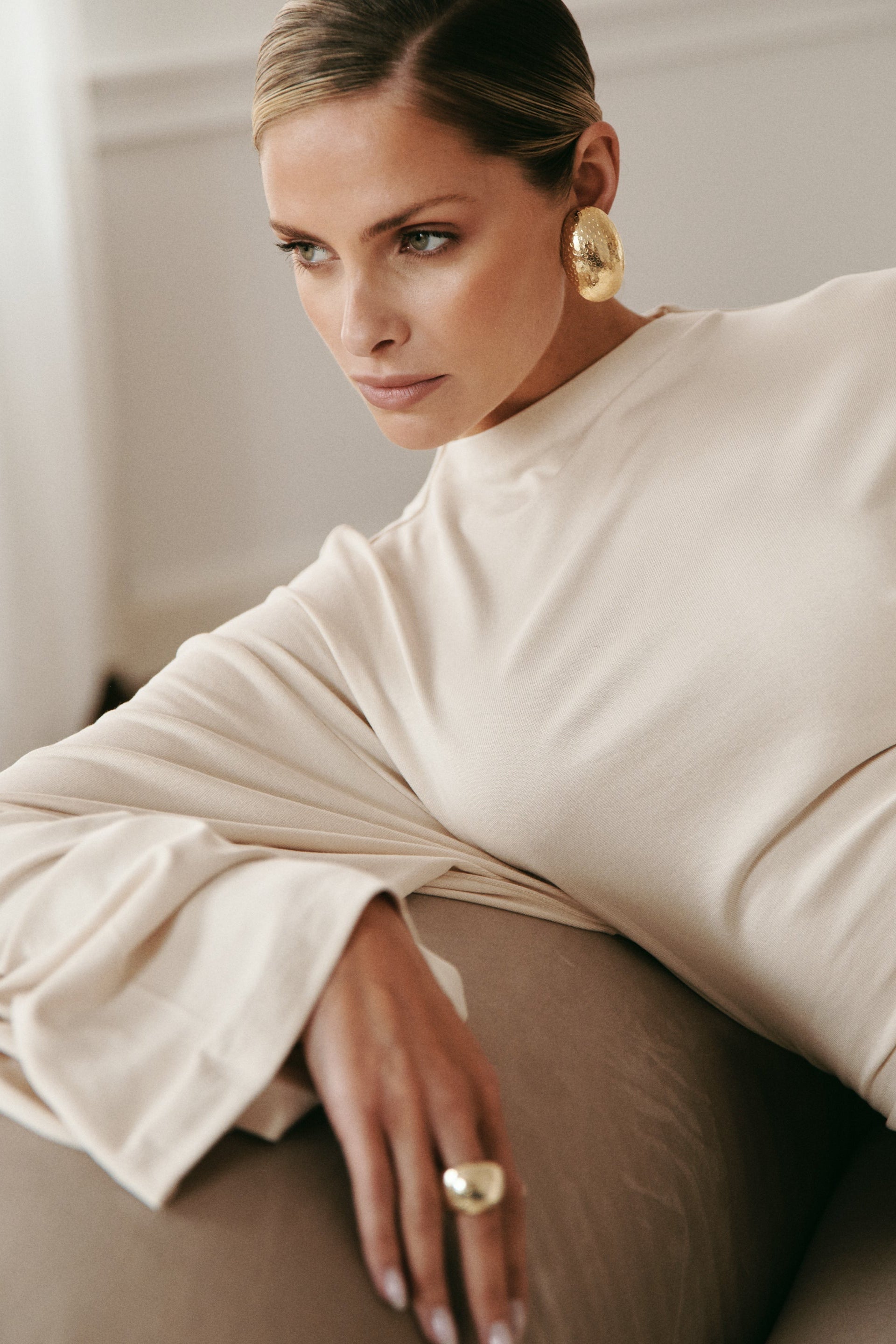 AURI BACKLESS VANILLA LECOLLET