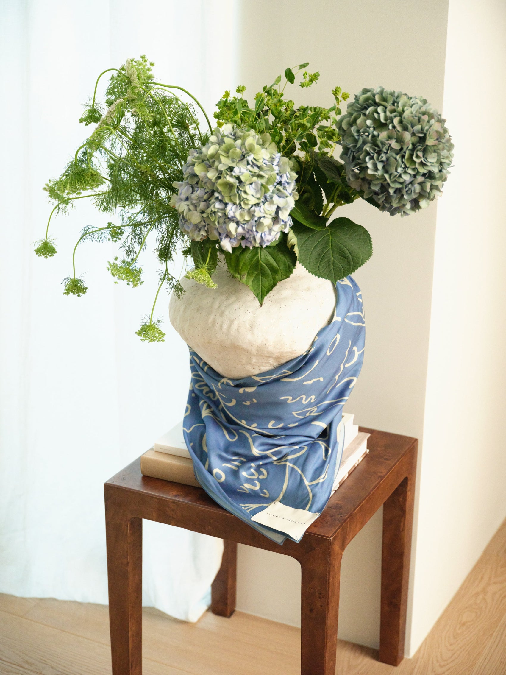 CHUSTA ANOUSHKA BLUE LECOLLET