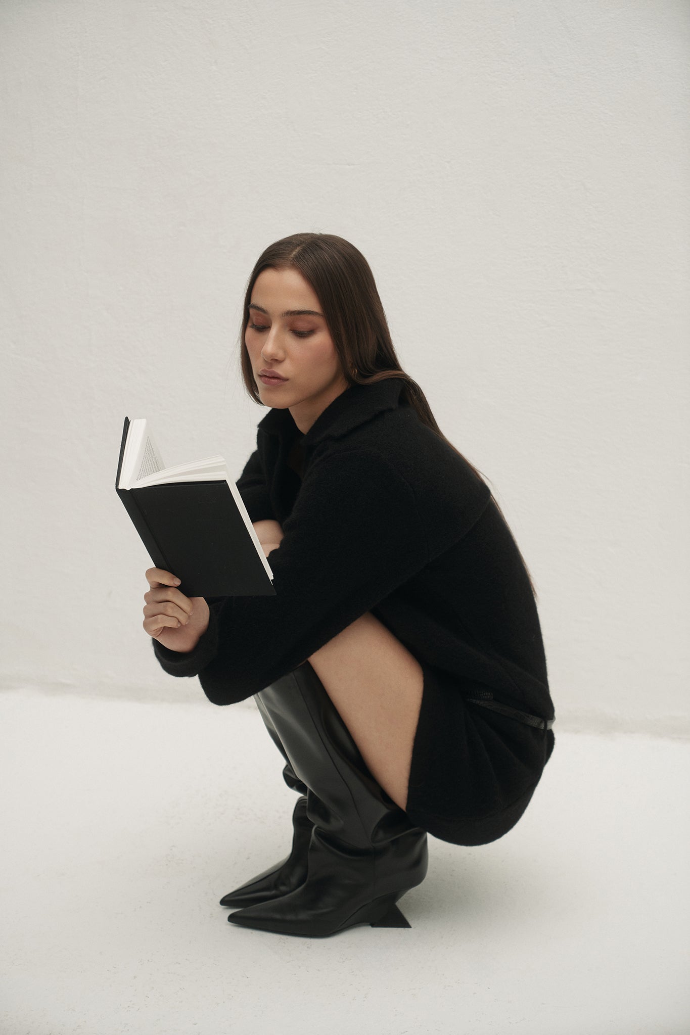 SUKIENKA MELORA BLACK LECOLLET