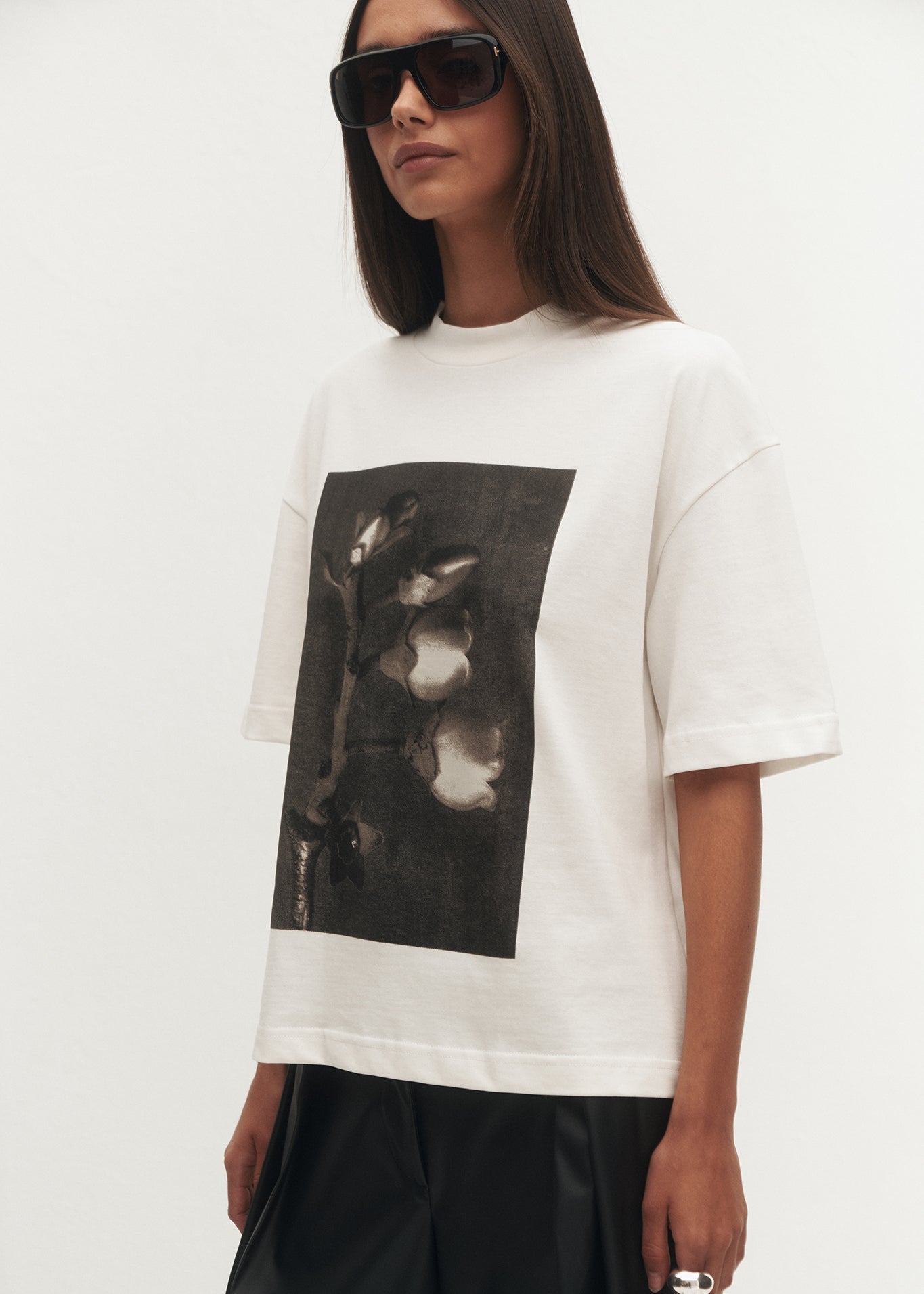 T-SHIRT GABRIELLE DARK ECRU LECOLLET