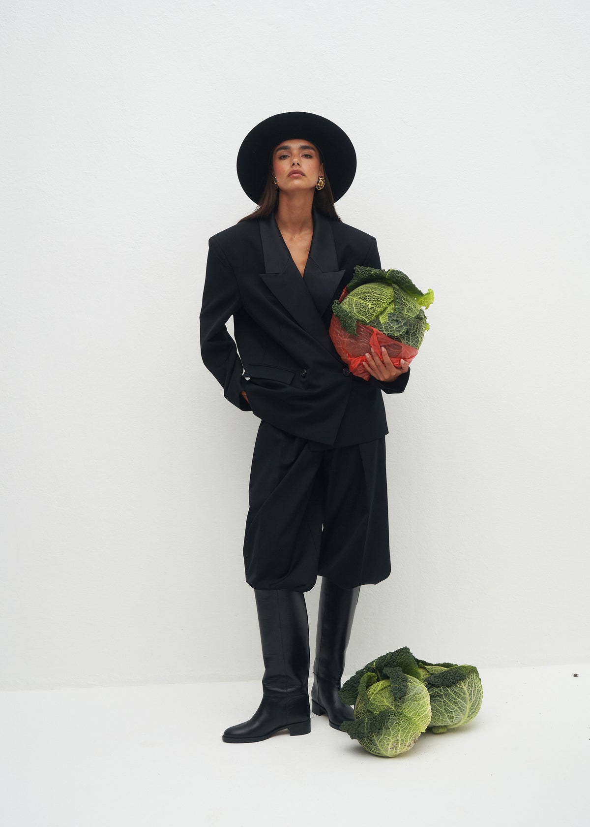 LORIENNE BLACK BLAZER