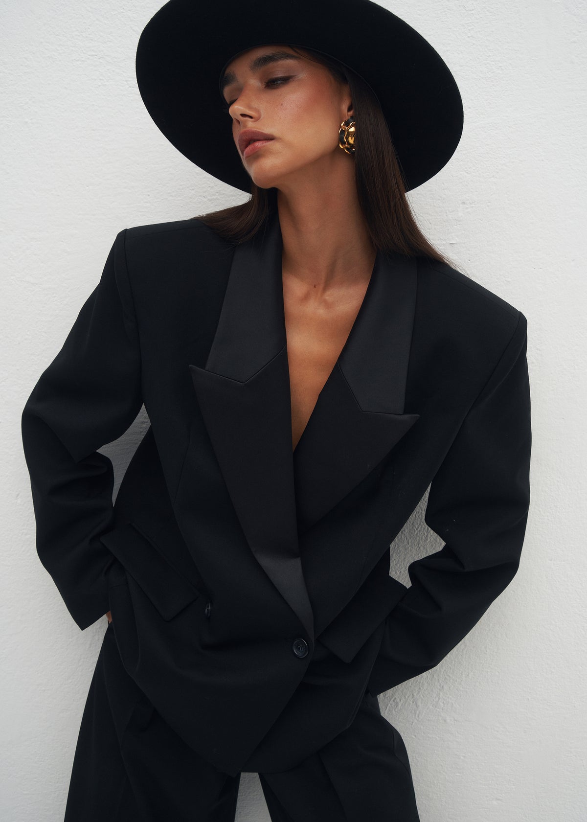 LORIENNE BLACK BLAZER