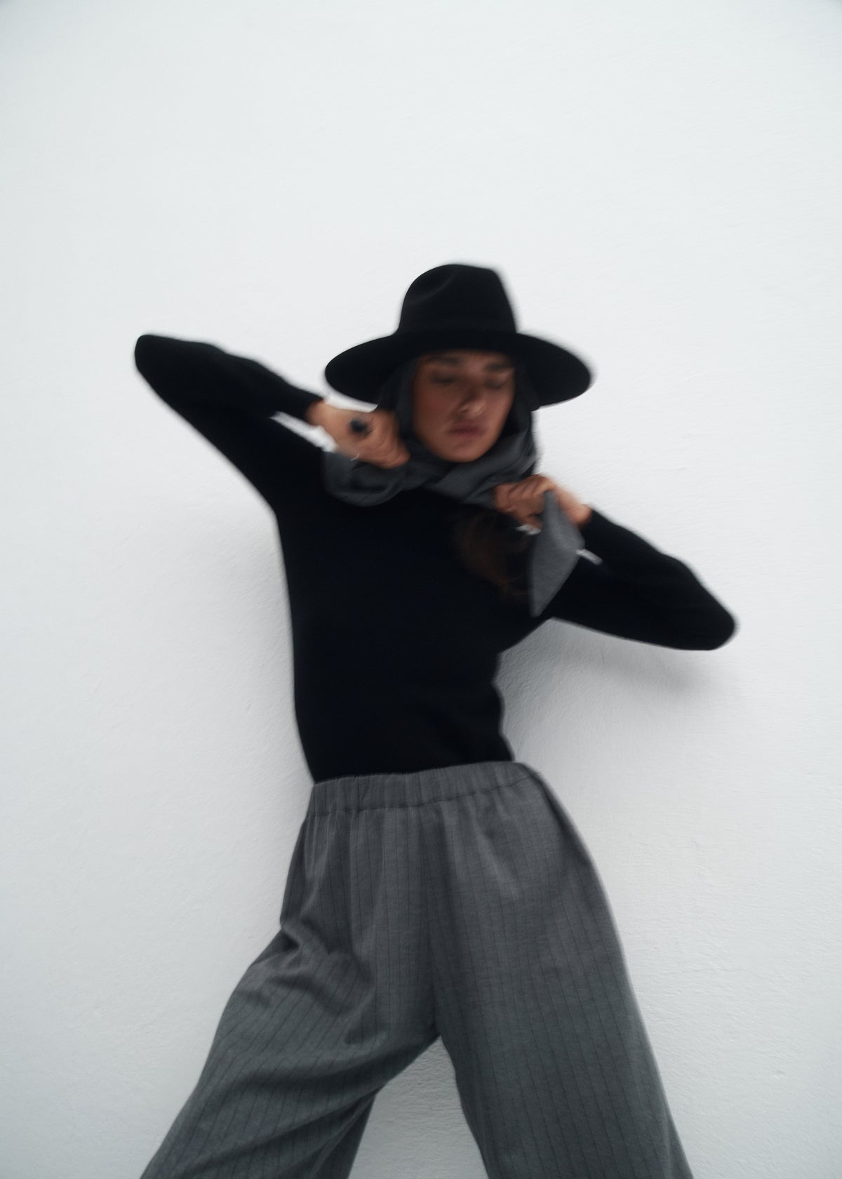 AUSTIN GREY STRIPES TROUSERS WITH SCARF