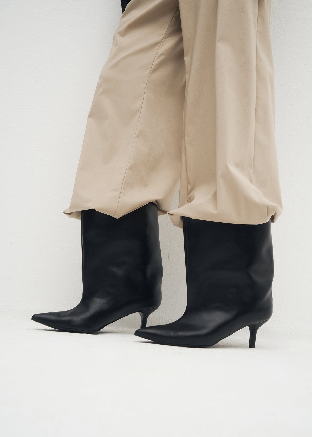 ASTORIA BLACK ANKLE BOOTS