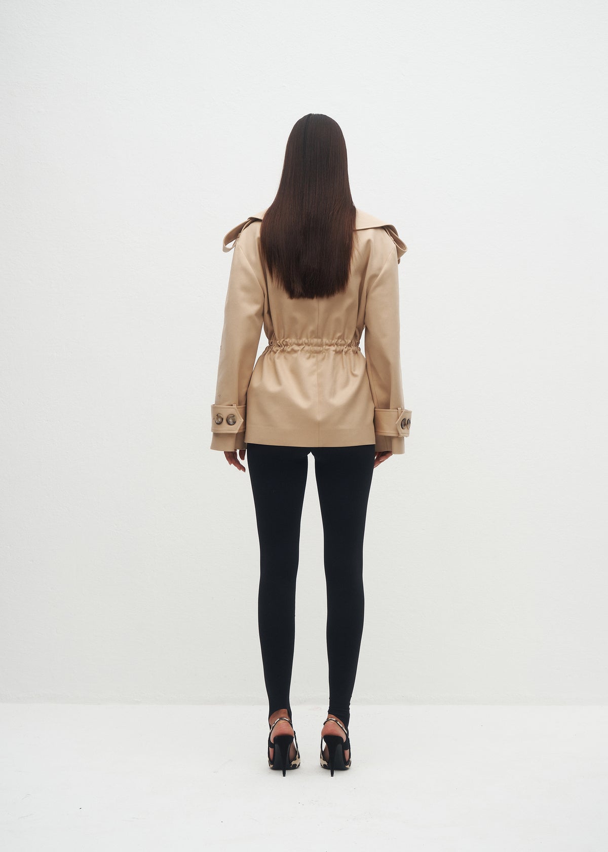 ELISE SHORT BEIGE TRENCH