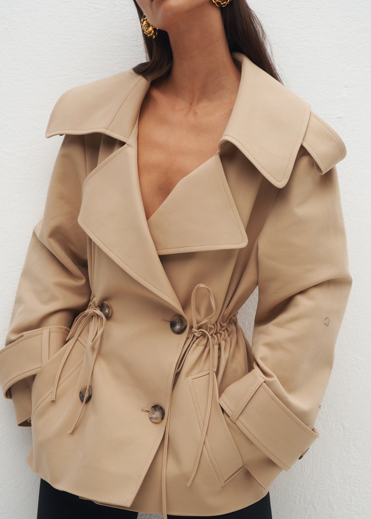 ELISE SHORT BEIGE TRENCH