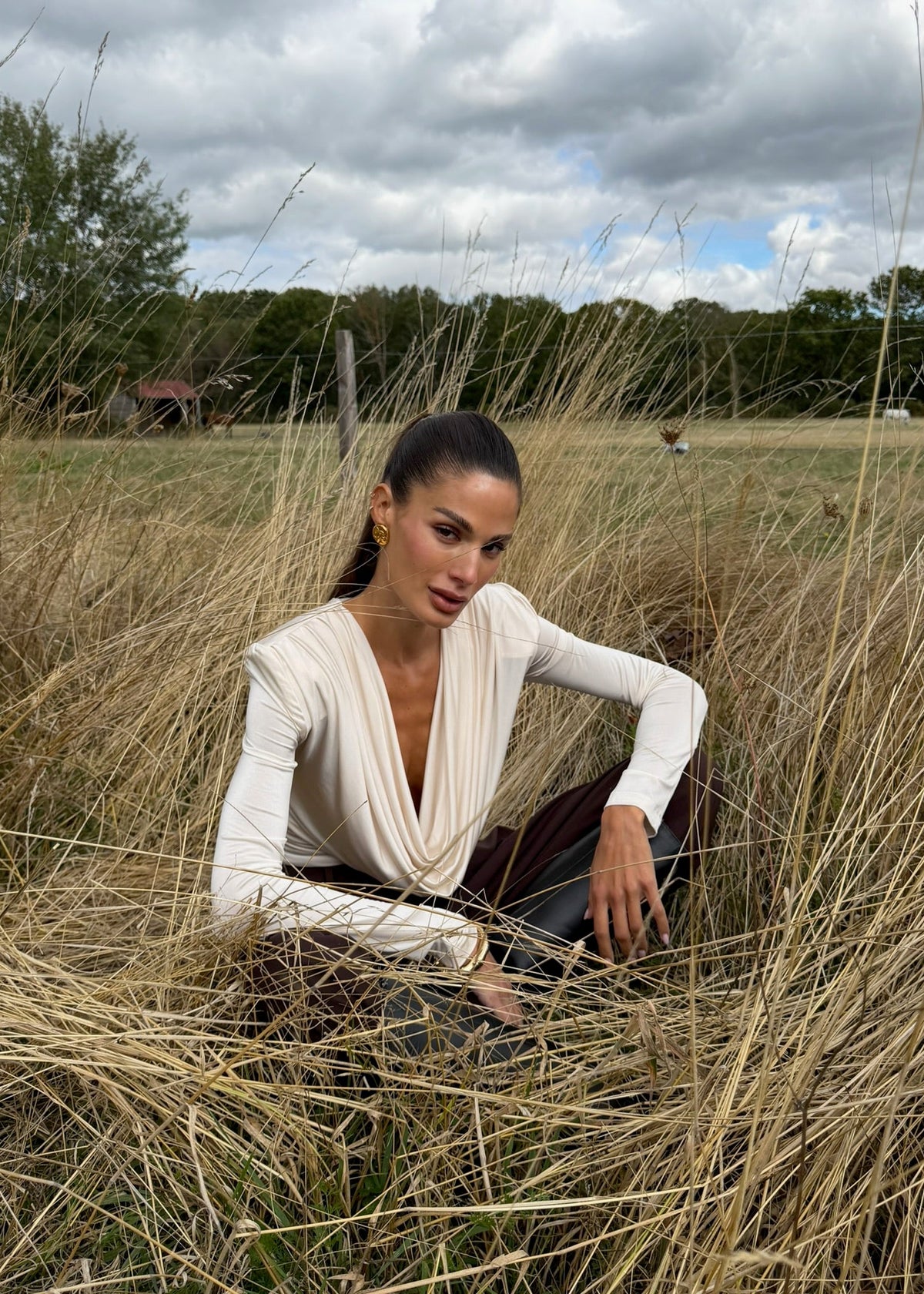 LORIA CREAM BLOUSE