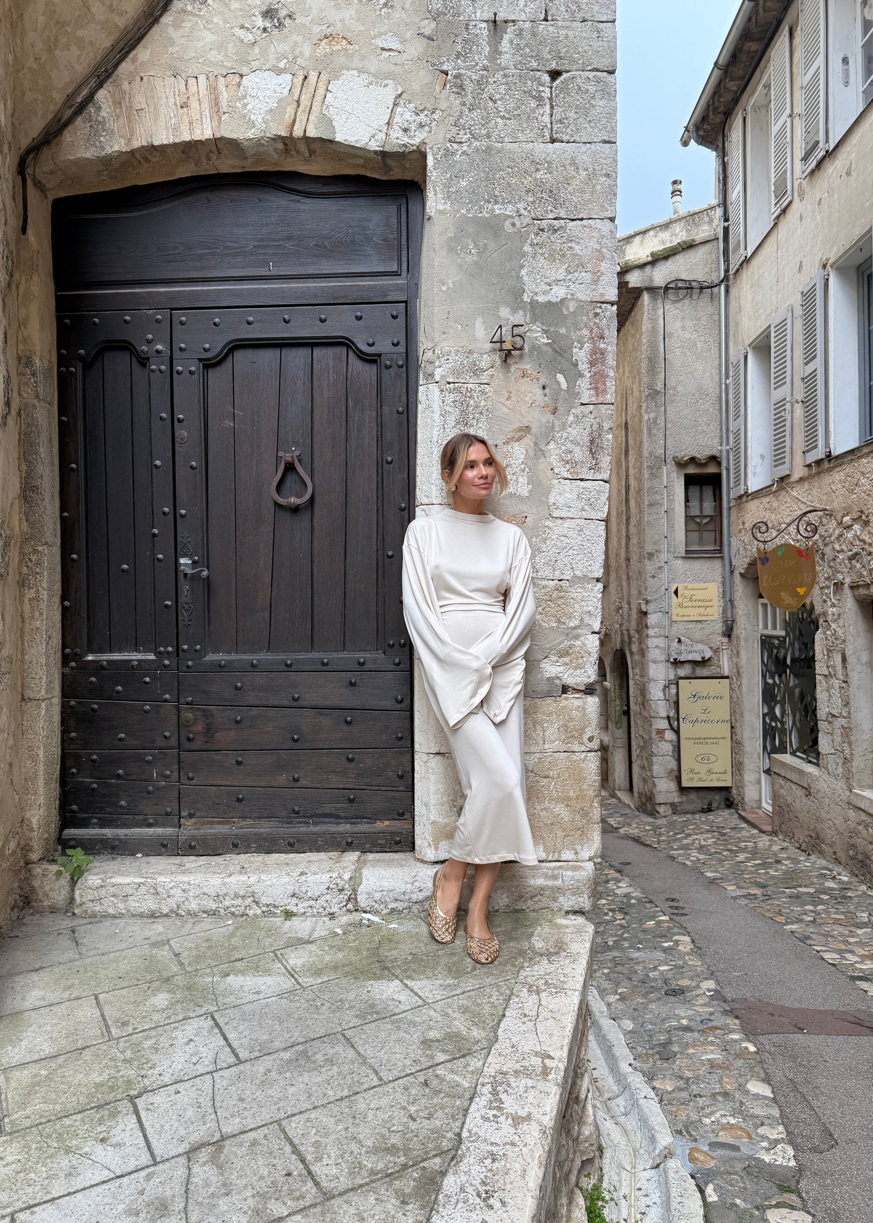 AURI BACKLESS VANILLA LECOLLET