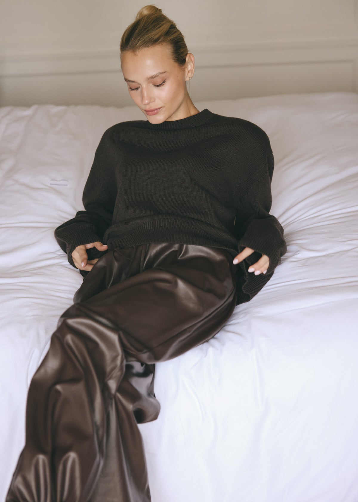 RONI FAUX LEATHER BROWN PANTS