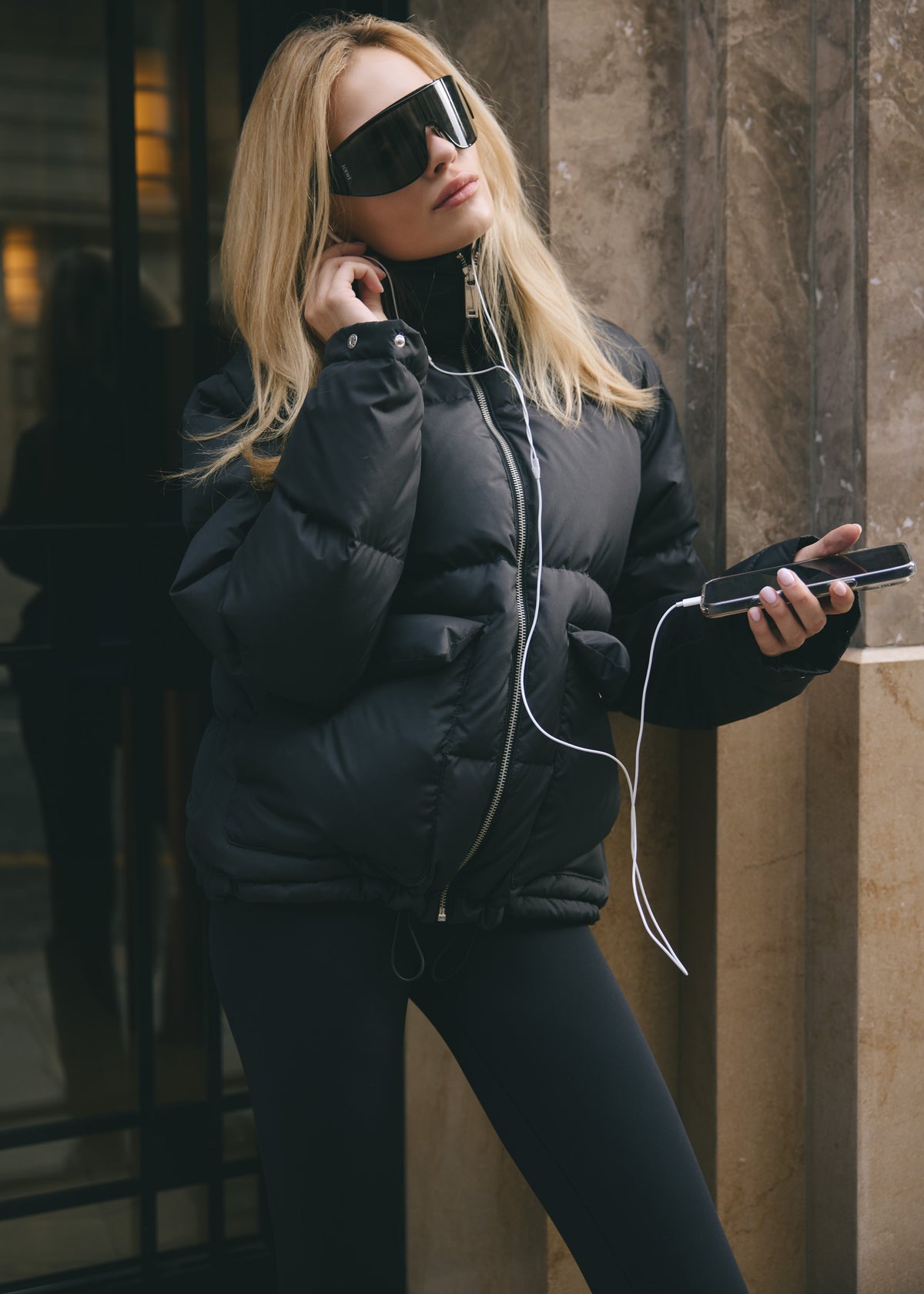 BORMIO HOODED BLACK JACKET