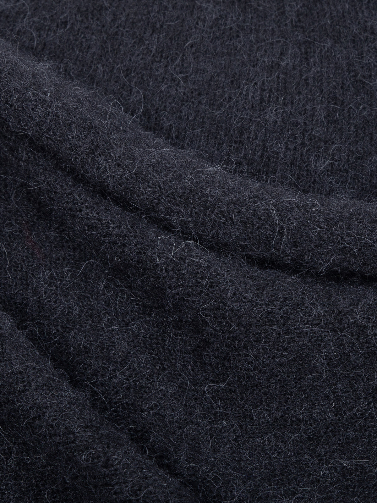 ISOLDE ALPACA BLACK SWEATER