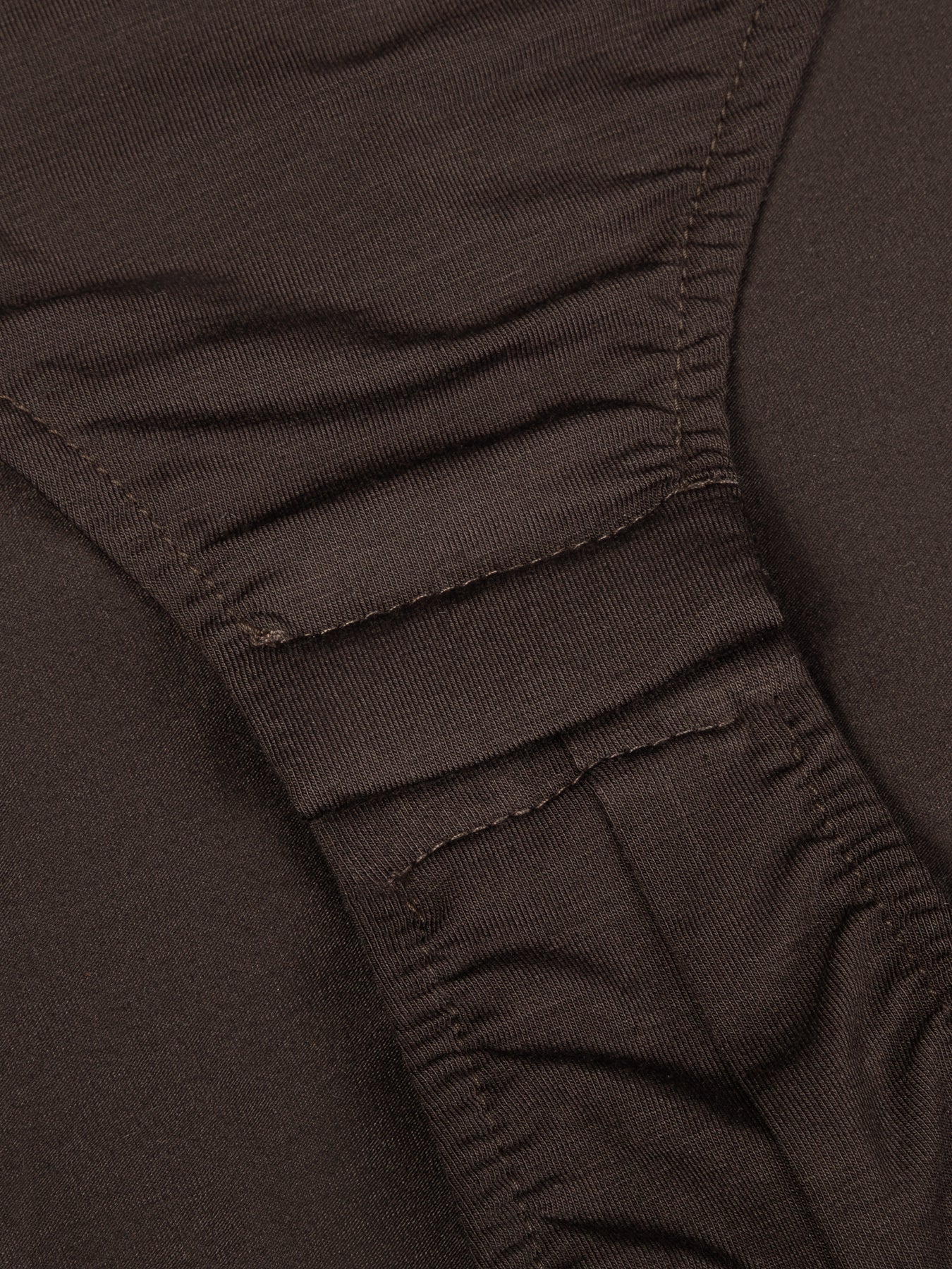 BODY KALEA BROWN LECOLLET