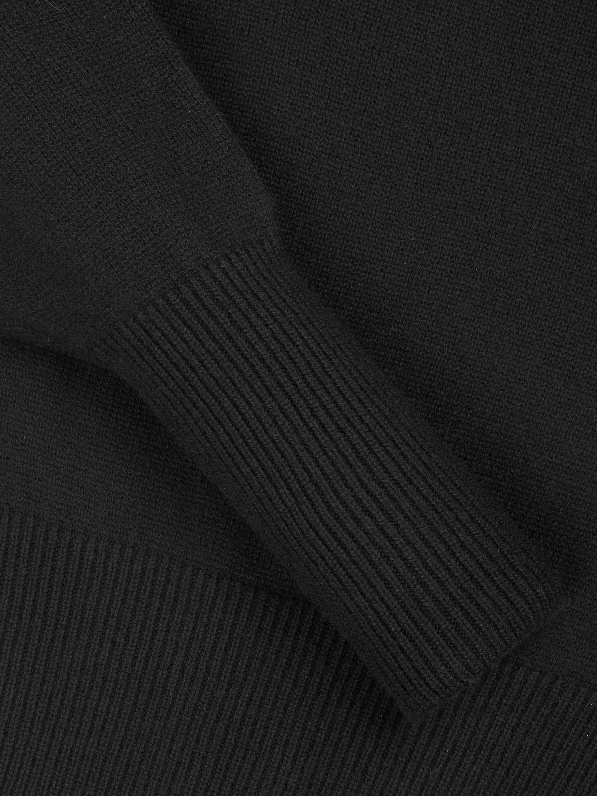 ESME TURTLENECK  BLACK
