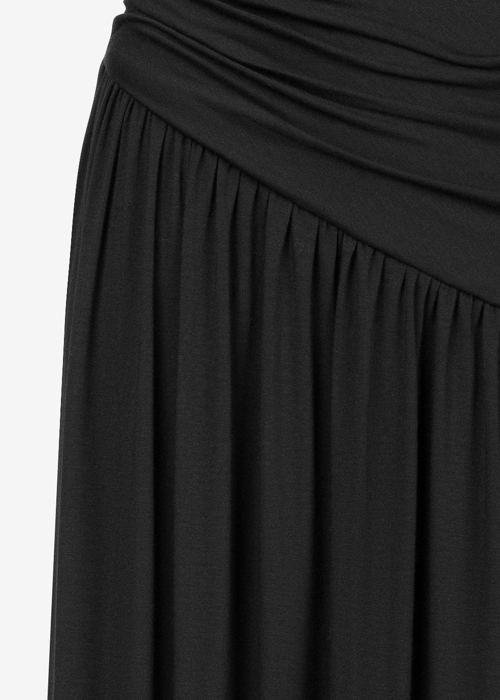 SUKIENKA NUVELLA BLACK LECOLLET